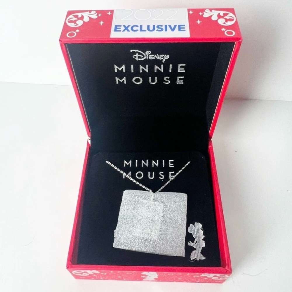 Rocklove Minnie mouse stamp necklace